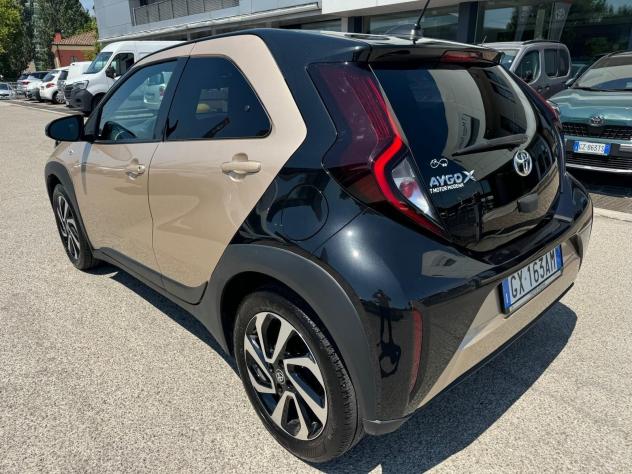 Toyota Aygo X 1.0B (72 CV) Trend S-CVT - Foto 8