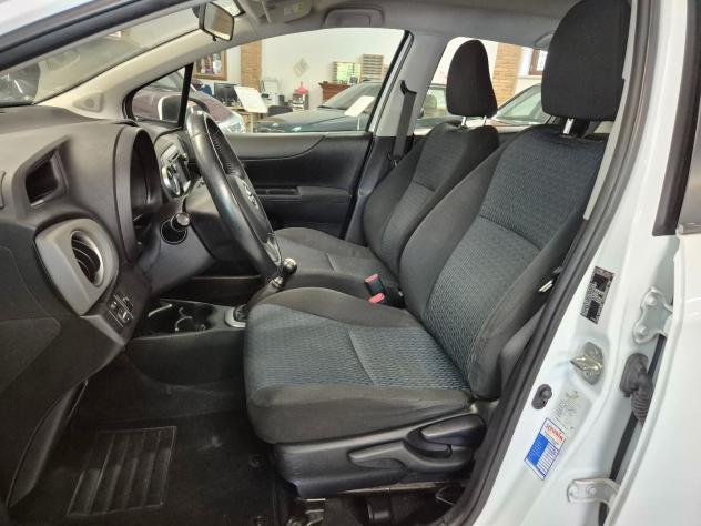 Toyota Yaris 1.0 5 porte Active - Foto 6