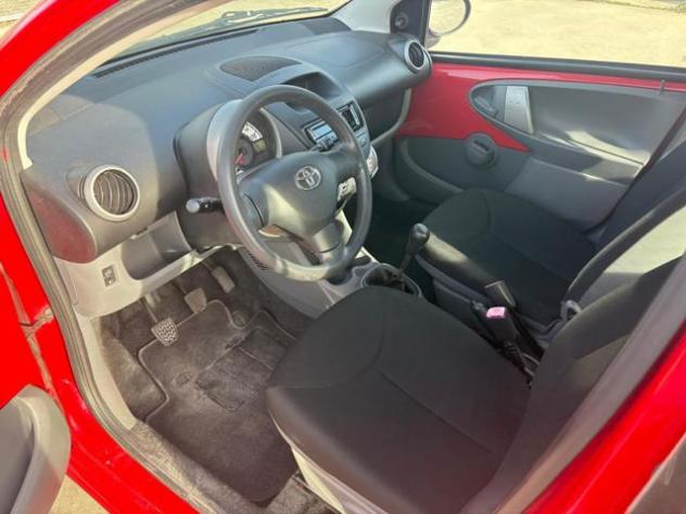 TOYOTA Aygo 1.0 12V VVT-i 5 porte Now rif. 24190759 - Foto 9