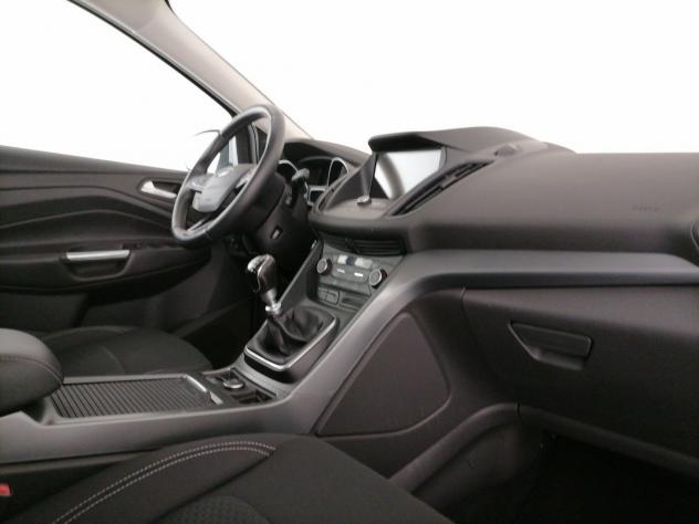 Ford Kuga 2.0 tdci Business s&s 2wd 120cv - Foto 7