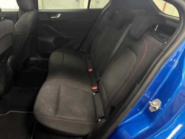 Ford Focus 1.5 EcoBlue 120 CV 5p. ST-Line - Foto 9