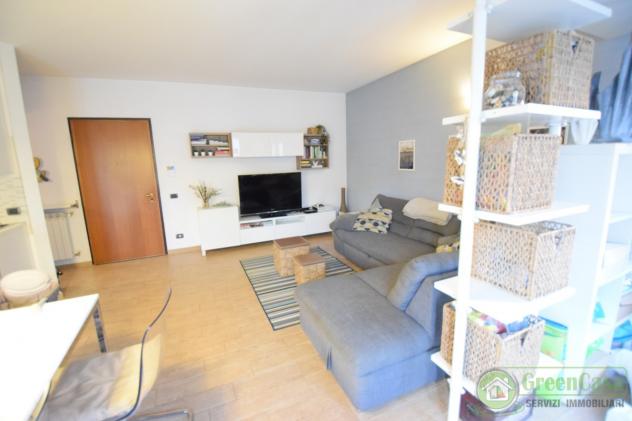 APPARTAMENTO di 2 vani e di 65 mq (CAVENAGO DI BRIANZA - CAVENAGTO DI BRIANZA) rif. IGC 2 LOC + CAVENAGO - Foto 2