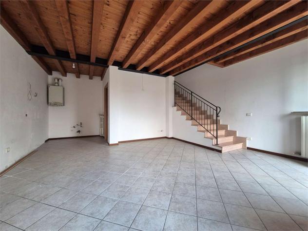 V005374 - VILLETTINA INDIPENDENTE – LIBERA DA SUBITO – GARAGE DOPPIO – MENO DI € 200.000! - Foto 3