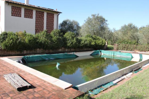 Splendido Casale Immerso nel Verde delle Colline Pisane della Valdera