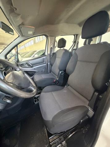 Peugeot Partner Tepee BlueHDi 75 Access - Foto 9