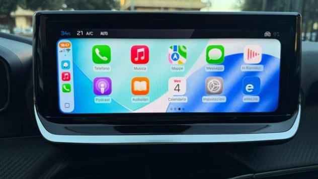 PEUGEOT 2008 1.2 145CV HYBRID e-DCS6 ALLURE*FULL LED*CARPLAY* rif. 23833995 - Foto 10