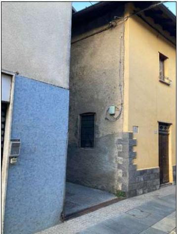 118/2024 U VA - Trilocale in asta a Besano