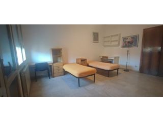 RIF 318 POSTO LETTO IN CAMERA CONDIVISA – CENTRO STORICO BOLOGNA (VIA MARCONI)