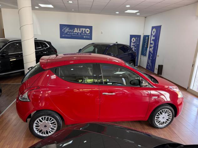 LANCIA YPSILON 1.2 69CV GOLD - 2018 - Foto 4