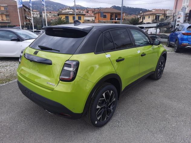 FIAT 600 1.2 Hybrid 145cv Sport Ed Mil Cort 26 - Foto 7