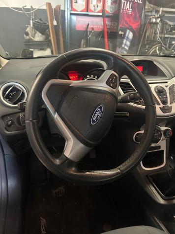 Ford Fiesta Ikon 1.2 60CV 5 porte - Foto 9