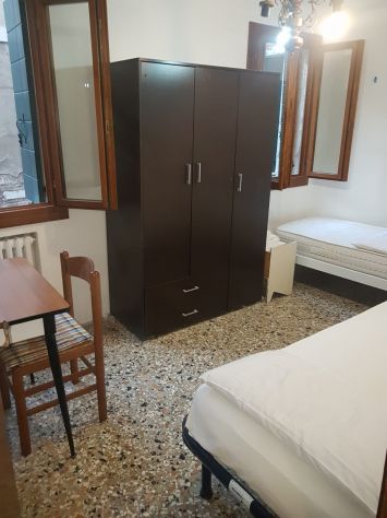 POSTO LETTO IN CAMERA DOPPIA VENEZIA CENTRO - Foto 3