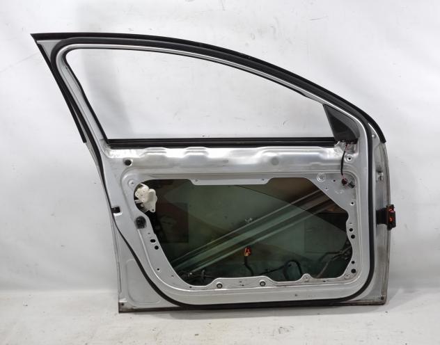 PORTIERA ANTERIORE SINISTRA VOLKSWAGEN Passat Berlina 4° Serie (0510) - Foto 12