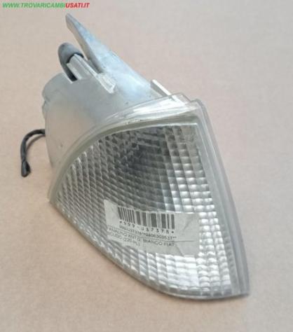 FANALINO ANT.D. BIANCO FIAT SCUDO (220-PL) Parti elettriche Fanaleria Proiettori Fanalino comple FIAT - SCUDO - 01-02-1996 - 01-06-2004