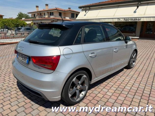 AUDI A1 1.6 TDI Sportback S-Line Exterior rif. 23722669 - Foto 4