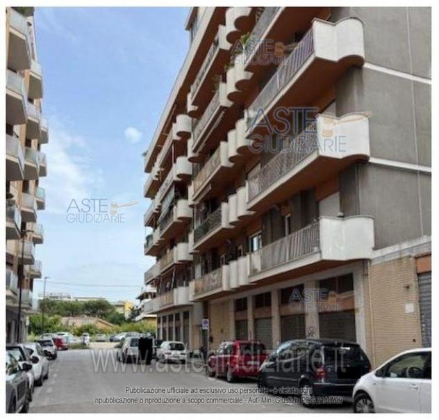 IMMOBILI-IMMOBILE COMMERCIALE-Via Seneca, 21, 65127 Pescara PE, Italia - Foto 3