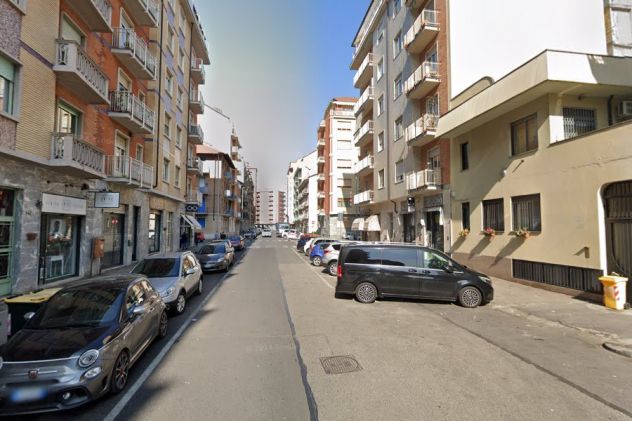 VIA LUINI AMPIO E GRAZIOSO BILOCALE RISTRUTTURATO DI 55 MQ - Foto 2