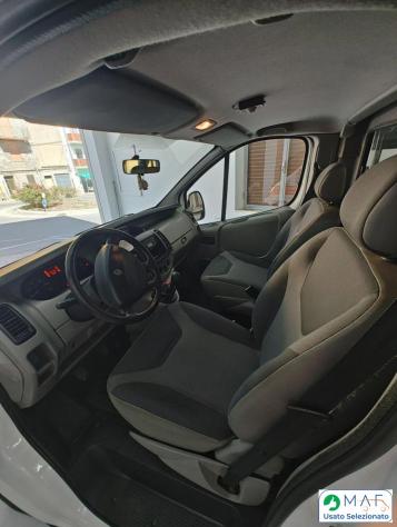 RENAULT TRAFIC AMBULANZA (ML) CV* - Foto 9