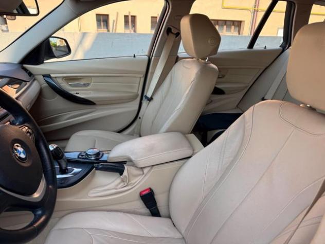 BMW 320 d Touring Luxury rif. 23869307 - Foto 9