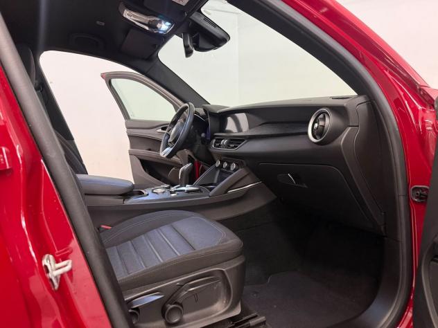Alfa Romeo Stelvio 2.2 TD 160 CV AT8 RWD - Foto 8