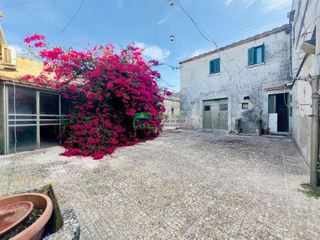 RIF. 9743 - Casale in pietra con Baglio - Foto 4