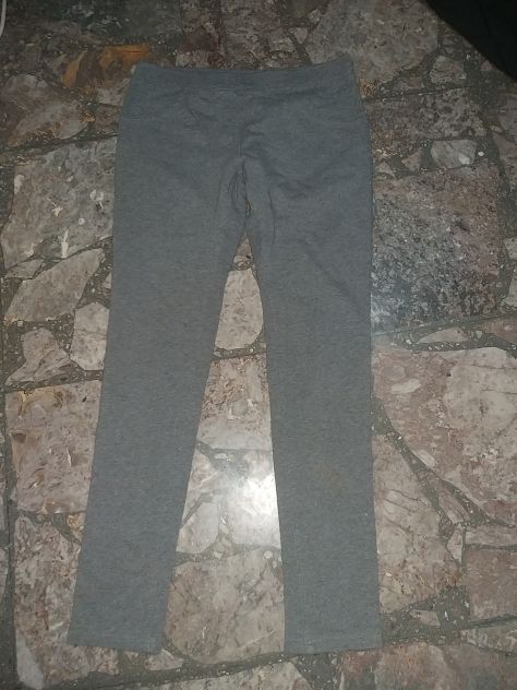 Lotto 4 pantaloni ragazza 11 anni più scaldacollo 1 pantalone nero champion  1pa - Foto 6
