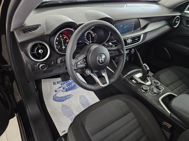 Alfa Romeo Stelvio 2.2 Turbodiesel 190 CV AT8 Q4 Business - Foto 8