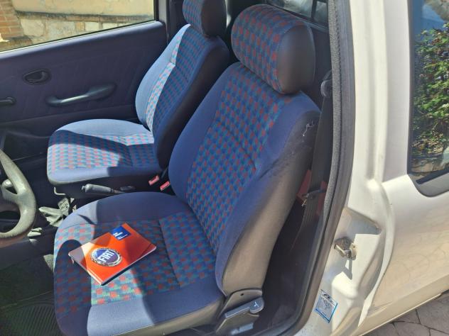 Fiat Strada 1.9 JTD - Foto 9