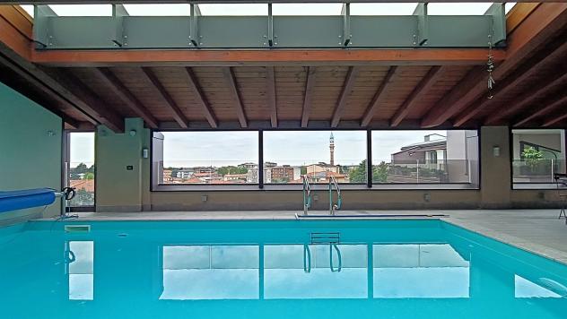 Seregno (MB) ATTICO con Piscina Privata e doppio ingresso per due unità abitative distinte ma adiacenti - Foto 2