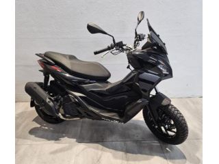 APRILIA SR GT 200 E5+
