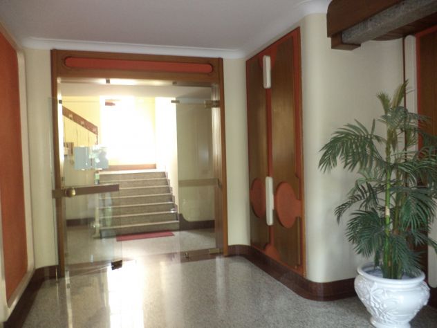 MODENA, ZONA VIALI, BELLA CAMERA ARREDATA - Foto 2