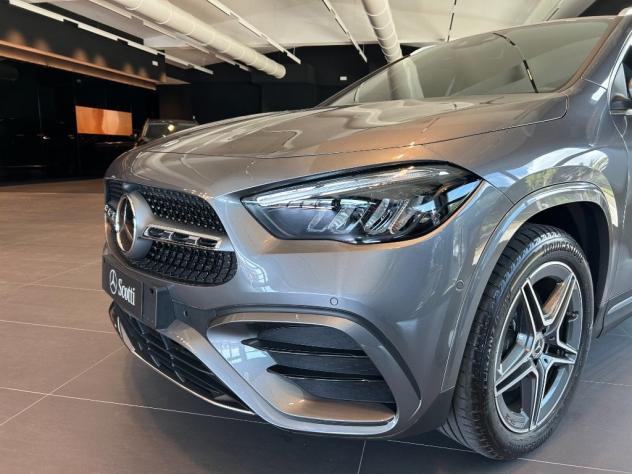 Mercedes-Benz GLA 250 e Plug-in hybrid - Foto 8