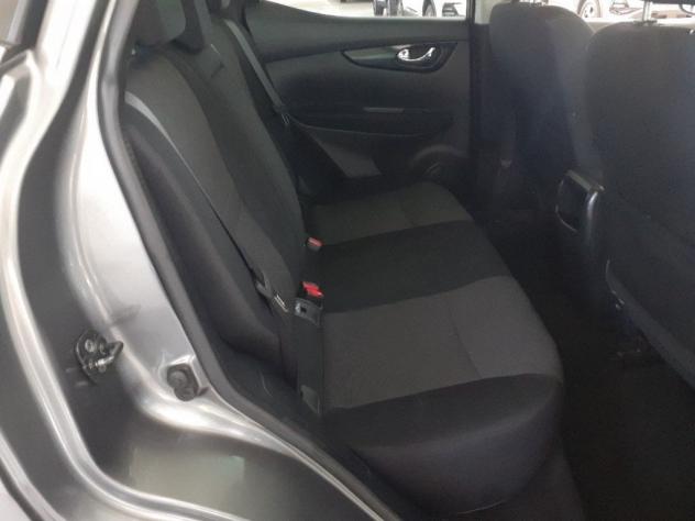 Nissan Qashqai 1.6 dCi 2WD N-Connecta AUTOMATICA -1°PROP-GARANZIA - Foto 8
