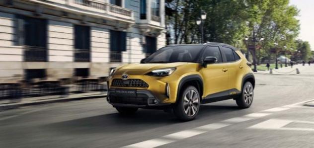 TOYOTA Yaris Cross 1.5 Hybrid 130 CV 5p. E-CVT Premium rif. 23759400 - Foto 2