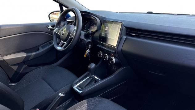 Renault Clio V 2019 5 Porte 1.6 E-TECH Hybrid 140cv Zen Auto my21 - Foto 6