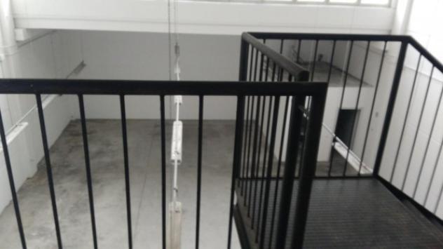 Immobile di 320 m² con 2 locali in affitto a Carpi - Foto 3