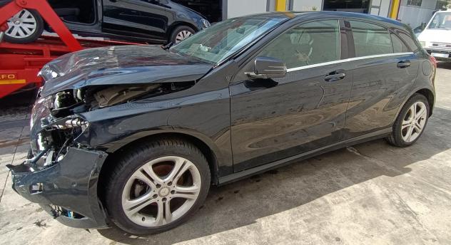 RICAMBI USATI AUTO MERCEDES Classe A Serie (W176) OM 607.951 Diesel 1500 (1218) - Foto 3