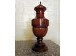 Urna noce asiatico ottone