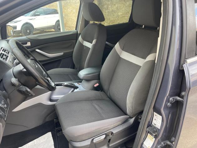 Ford Kuga - Foto 4