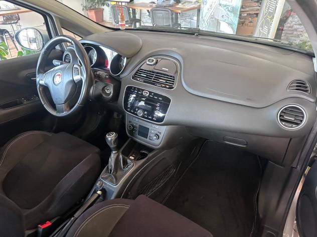 Fiat Punto 1.3diesel 75CV 5 porte Lounge + carrello appendice - Foto 9