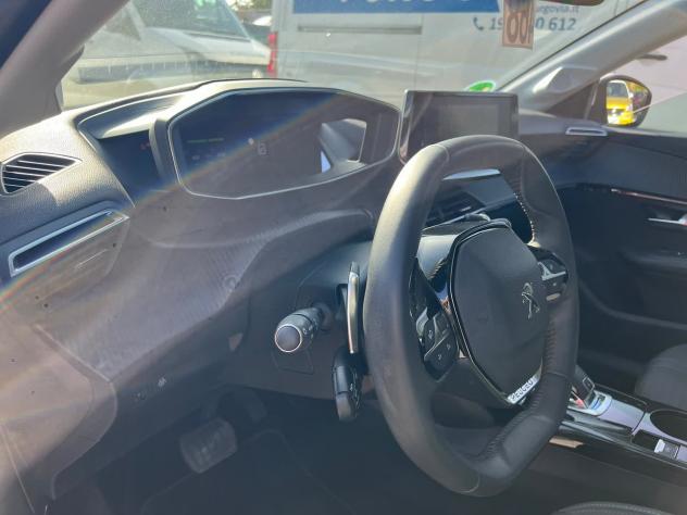 Peugeot 208 1.2 PURETECH 100CV EAT8 AUTIMATIC ALLURE - Foto 3