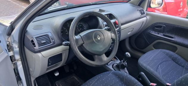 Renault Clio 1.1 benzina neopatentati - Foto 10