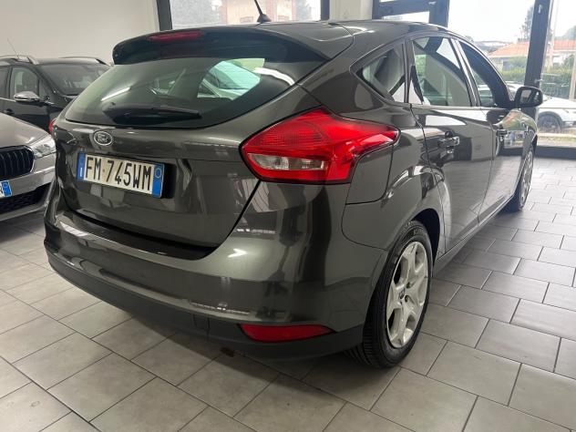 Ford Focus 1.6 120 CV GPL Plus - Foto 4