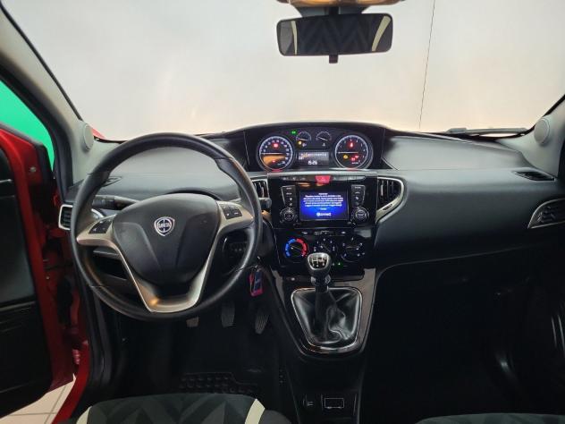 Lancia Ypsilon 1.2 69cv Silver - Foto 10