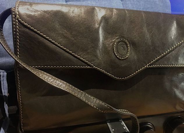 Borsa da donna in pelle marchiata Trussardi - Foto 3