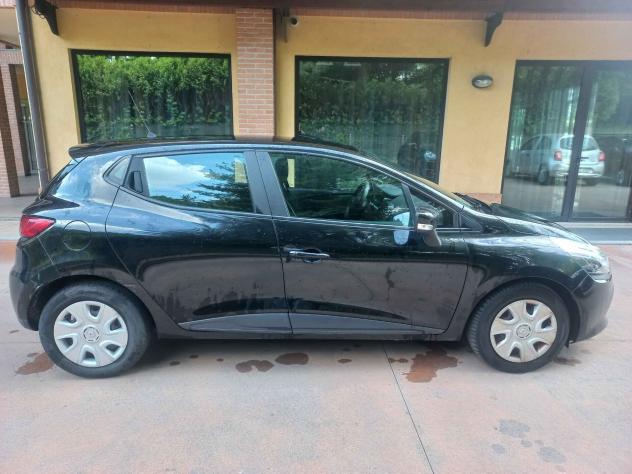 Renault Clio 1.2 75CV 5 porte Wave - Foto 4