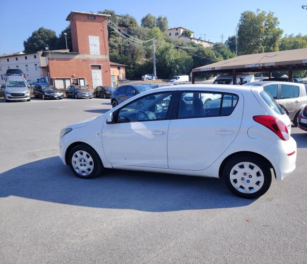 Hyundai i20 1.1 CRDi 5p. Classic -NEOPATENTATI - Foto 5