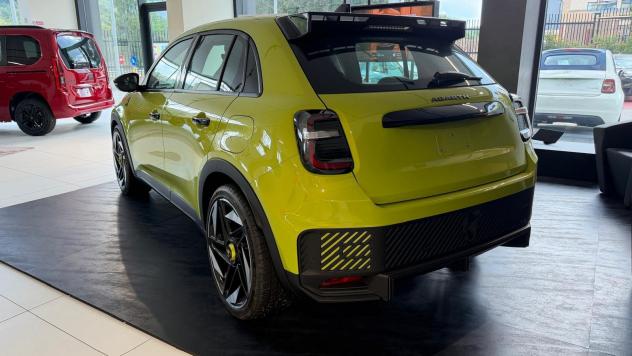 Abarth 600e 600e 54kWh Turismo 240cv - Foto 5