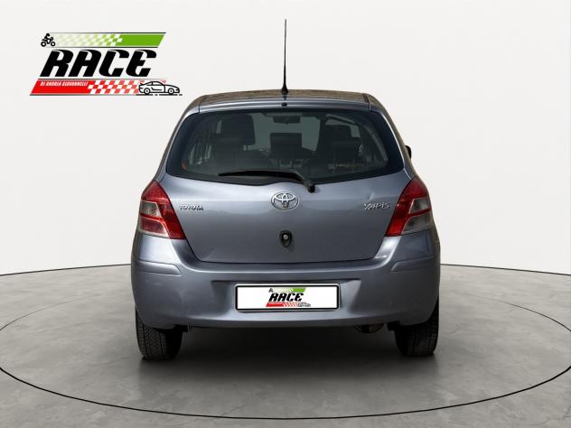 Toyota Yaris 1.0 Sol 5p - Foto 5