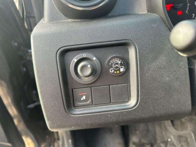 DACIA Duster 1.0 TCe 100 CV ECO-G 4x2 Comfort GPL rif. 23922278 - Foto 8